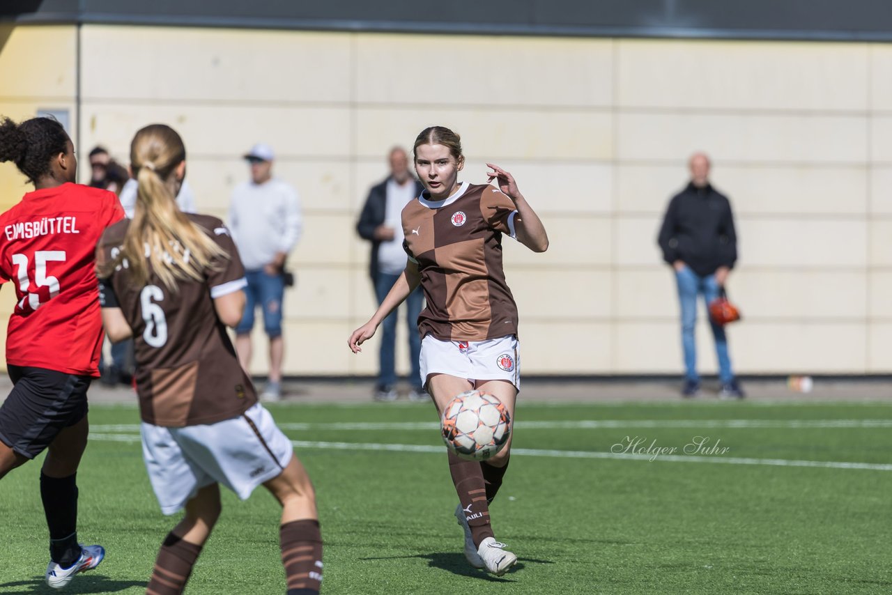 Bild 330 - wBJ FC St. Pauli - Eimsbuetteler TV : Ergebnis: 3:4